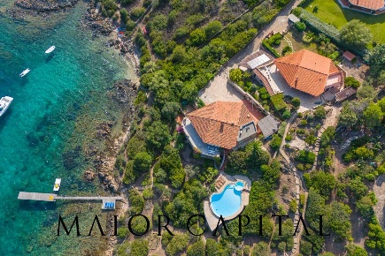 Foto Villa singola in Sos Aranzos, Golfo Aranci di 250 m² con 7 locali