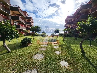 Foto Appartamento in contrada sillemi, Letojanni di 76 m² con 5 locali