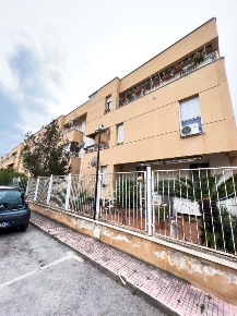 Foto Appartamento in Via Vanvitelli, Palermo CEP - Michelangelo Alta
