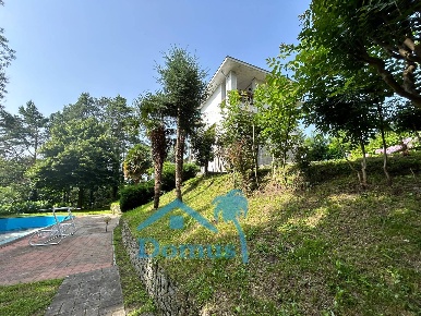 Foto Villa unifamiliare in VIA TORINO, Cantalupa di 300 m² con 10 locali