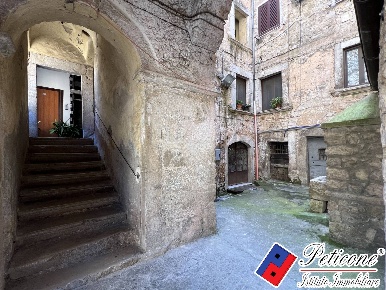Foto Appartamento in Piazza Sant'Angelo, Vallecorsa di 55 m² con 3 locali