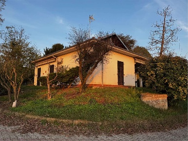 Foto Villa a Alessandria in vendita