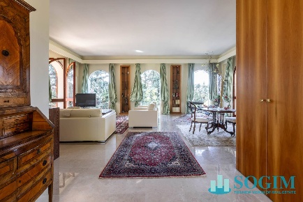Foto Villa singola in Via Giuseppe Garibaldi, Sirtori Centro di 450 m²
