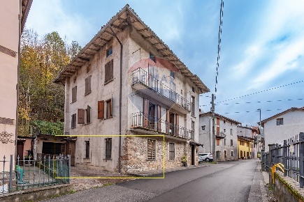 Foto Appartamento in Via Bondegno, Collio San Colombano di 45 m² in vendita