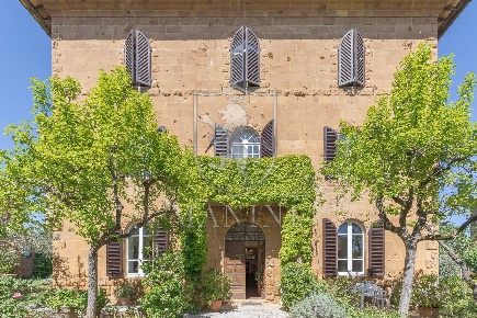 Foto Villa singola in piazza Dante Alighieri, Pienza Centro di 537 m²