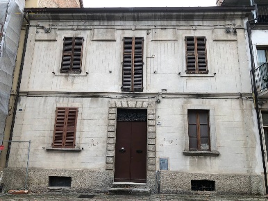 Foto Appartamento in V.le Ascoli, Comunanza Centro di 45 m² con 3 locali