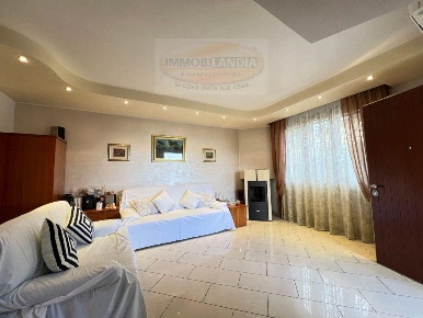 Foto Villa bifamiliare in papa giovanni 0, Comazzo Centro di 150 m²
