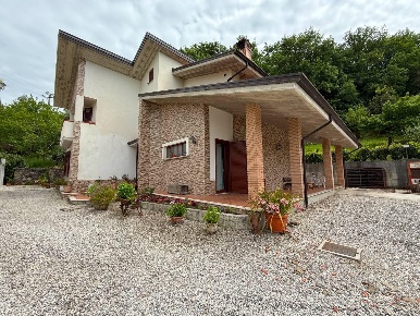 Foto Villa singola in VIA piantana I traversa 16, Castelnuovo Cilento