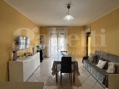 Foto Appartamento in Via Olivetone 23, Pozzilli in vendita
