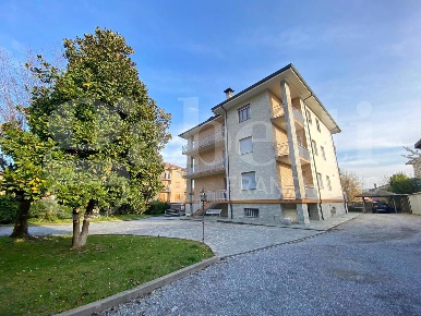 Foto Appartamento in Statale, Santa Vittoria d'Alba Cinzano di 160 m²