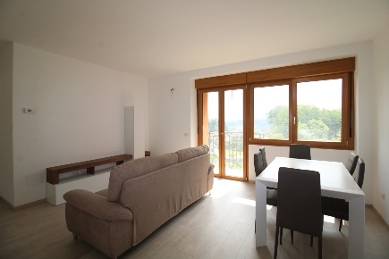 Foto Appartamento in Via Volta 22, Alta Valle Intelvi Lanzo D'Intelvi