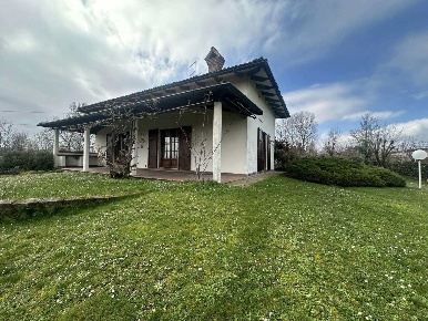 Foto Villa singola in Via Fornello 3, Ziano Piacentino Fornello di 400 m²
