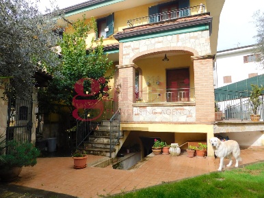 Foto Villa unifamiliare in Via Marchese Alessandro del Prete snc, Pozzilli