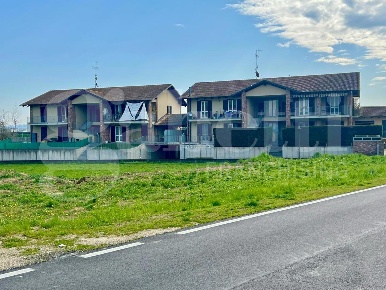 Foto Appartamento in Alcide De Gasperi, Govone in vendita