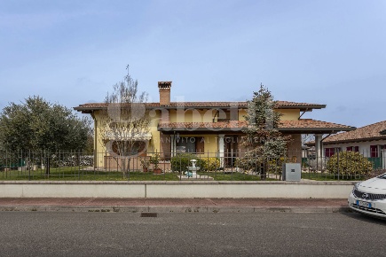 Foto Villa singola in Via Milano 4, Morsano al Tagliamento di 190 m²