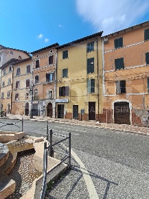 Foto Appartamento in Piazza Vittorio Emanuele 6, Montelanico di 100 m²