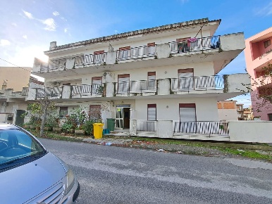 Foto Appartamento in Via LONGANO 44, Merì di 85 m² con 3 locali in vendita