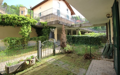 Foto Appartamento in Santi Nazario e Celso, Alta Valle Intelvi di 42 m²