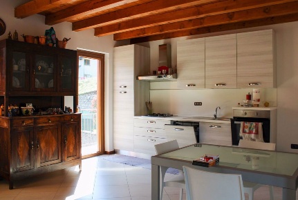 Foto Appartamento in Via Fontanella 13, Alta Valle Intelvi Lanzo D'Intelvi