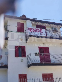 Foto Appartamento in Via S;S Vitale 7, Roccabascerana Centro di 130 m²