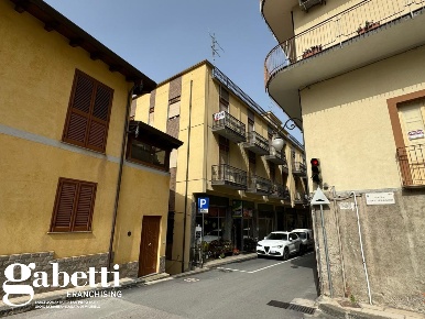 Foto Appartamento in Via Armando Diaz 35, Sant'Angelo di Brolo di 136 m²