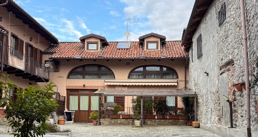 Foto Appartamento in Via Falconet 12, Frossasco Centro di 100 m² in vendita