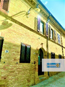 Foto Appartamento in Loro Piceno Via Regina Margherita n. 57, Loro Piceno