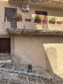 Foto Appartamento in Via Mercato  Castronovo di Sicilia, di 95 m²