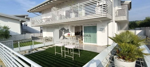 Foto Appartamento in monte grappa, Polpenazze del Garda Picedo di 100 m²