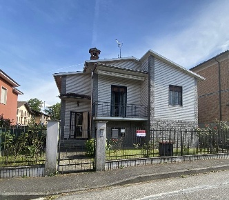 Foto Villa unifamiliare a Marcignago Centro di 160 m² con 4 locali