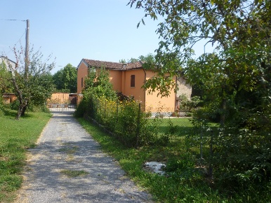 Foto Villa singola a Robecco d'Oglio di 250 m² con 6 locali in vendita