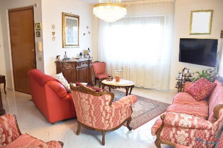 Foto Villa unifamiliare a Santa Maria Imbaro di 225 m² con 9 locali