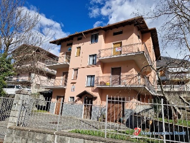 Foto Appartamento in Via Sentieri, Capo di Ponte Centro di 122 m²