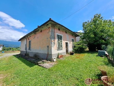 Foto Villa unifamiliare in Via Stallone, Mulazzo Stallone Talavorno