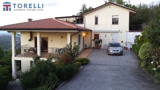 Foto Villa unifamiliare in Via Lorenzo Tomassini 8, Borghi di 260 m²