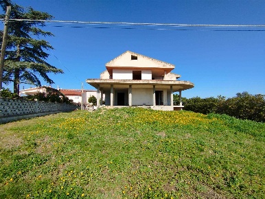 Foto Villa unifamiliare a Pollutri Martina di 362 m² con 8 locali