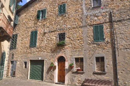Foto Appartamento in Via Giusti, Castelnuovo di Val di Cecina Centro
