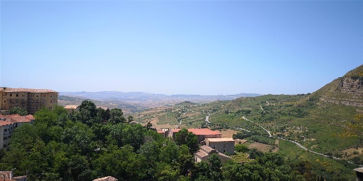 Foto Appartamento in Via Ferruzza  4, Petralia Sottana di 100 m² in vendita