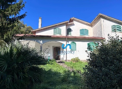 Foto Villa unifamiliare in via piano della croce, Pontelandolfo di 246 m²