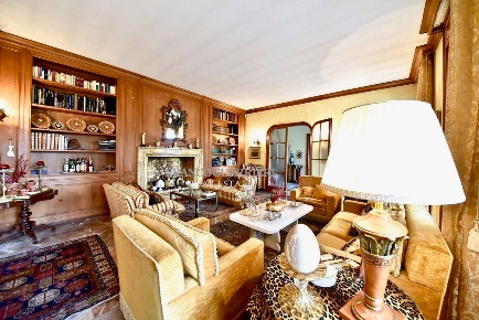 Foto Villa unifamiliare in Via Papa Giovanni XXIII, Bulciago Centro