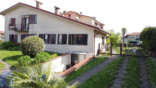 Foto Appartamento in Via Cesare Battisti 10, Medolago di 107 m² in vendita