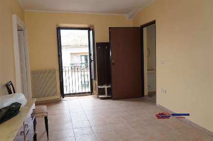 Foto Appartamento a Cerisano di 90 m² con 4 locali in vendita