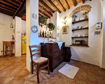 Foto Appartamento in Via della Madonna, Montescudaio di 67 m² con 2 locali