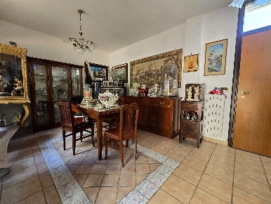 Foto Appartamento in Parco Gardenia 5, San Mango Piemonte di 220 m²