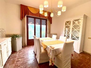 Foto Villa in Via di arliano 2300, Lucca in vendita