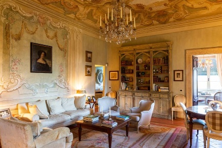 Foto Appartamento a Polpenazze del Garda Centro di 130 m² con 3 locali