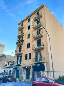 Foto Appartamento in VIA ALTOFONTE, Palermo Università di 110 m² in vendita