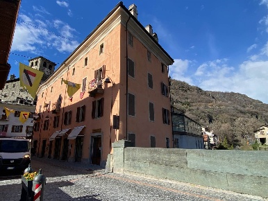 Foto Appartamento in Via Caduti della LIbertà  1, Verrès Centro di 92 m²