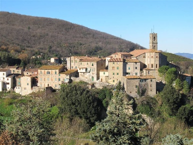 Foto Appartamento a Castelnuovo di Val di Cecina di 65 m² con 3 locali