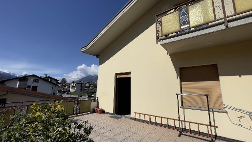 Foto Appartamento in VIA NAZIONALE, Chiuro Centro di 75 m² con 4 locali